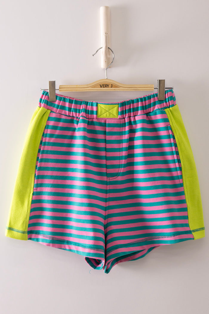 Bold Stripes Contrast Banding Boxer Shorts