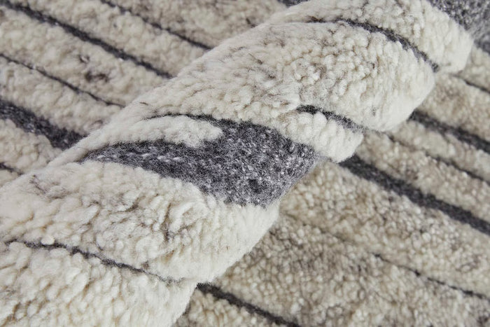 Broadfield Rug- Thom Filicia Collection
