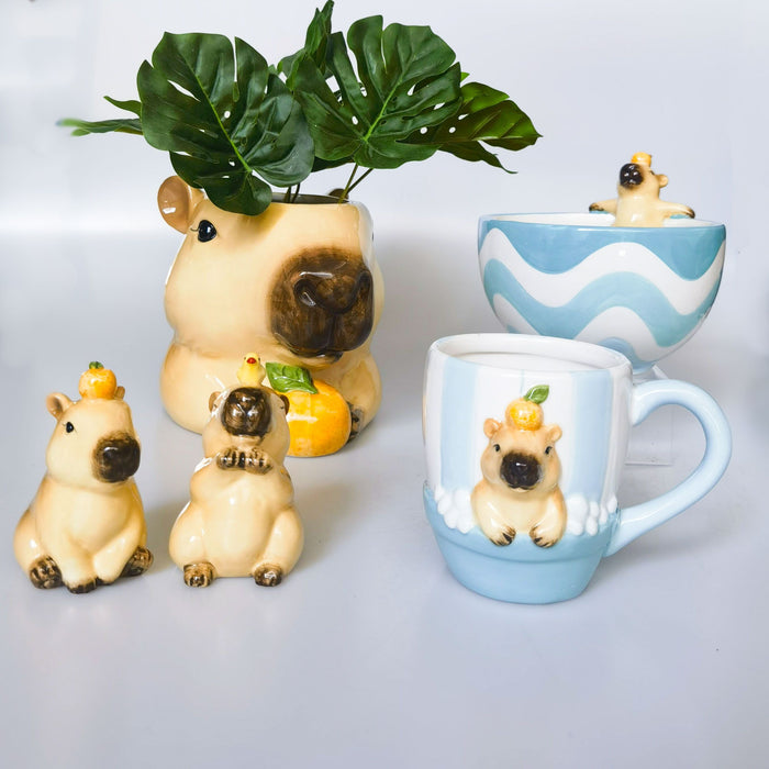Capybara Mug Blue & Brown 10cm