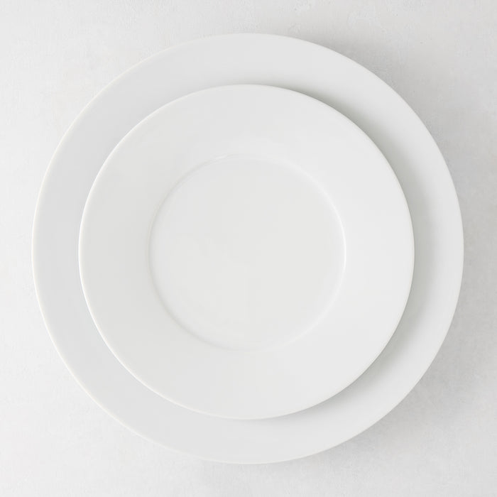 HG Classic Porcelain Dinner Plate, 11" diameter, white, modern aesthetic, durable.