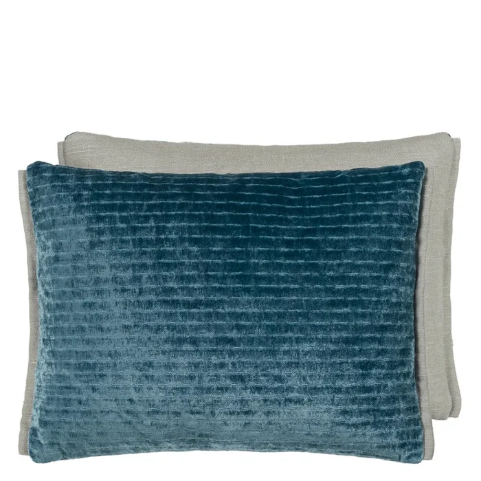 Mazarin Velvet Decorative Pillow