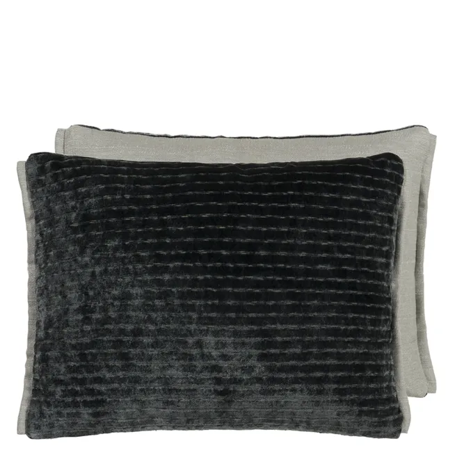 Mazarin Velvet Decorative Pillow