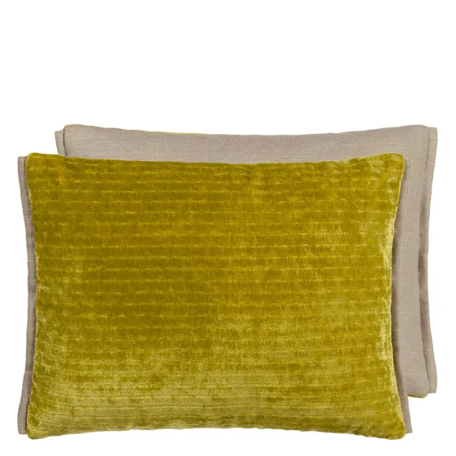 Mazarin Velvet Decorative Pillow