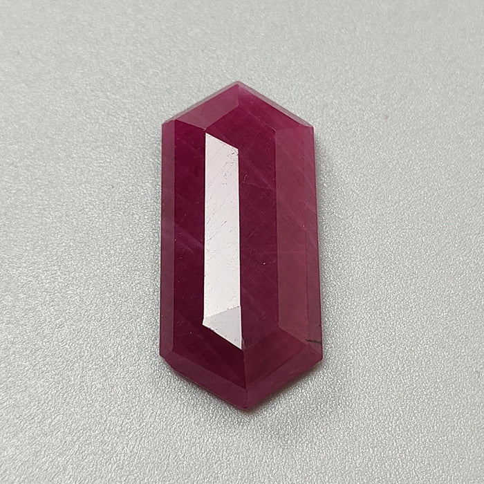Ruby Gemstone Step Cut: 26.10cts Natural Untreated Unheated Red Ruby Hexagon Shape 31*14mm 1pc for Jewelry July Birthstone