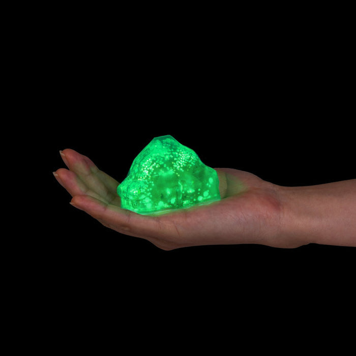 Smooshos Super Squeeze Glow in the Dark Iceburg