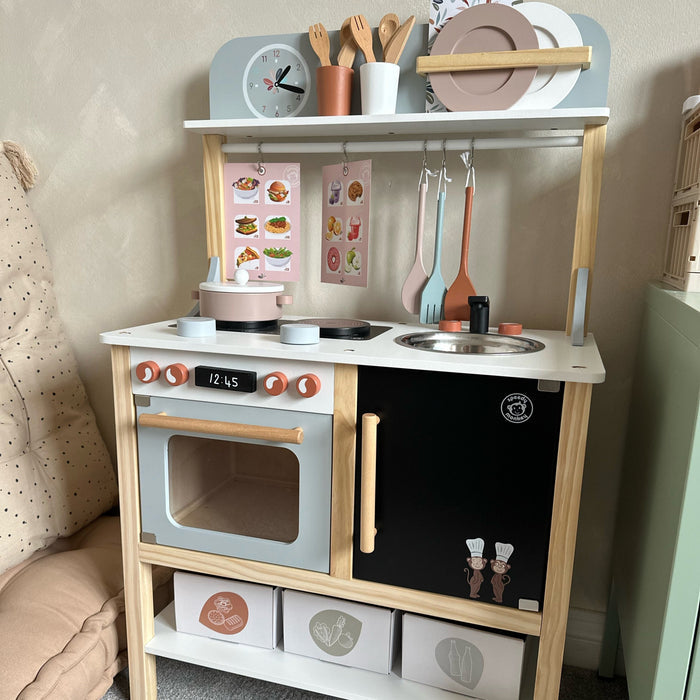 Speedy Monkey - Kitchen & 20 Accessories - Mabel & Fox